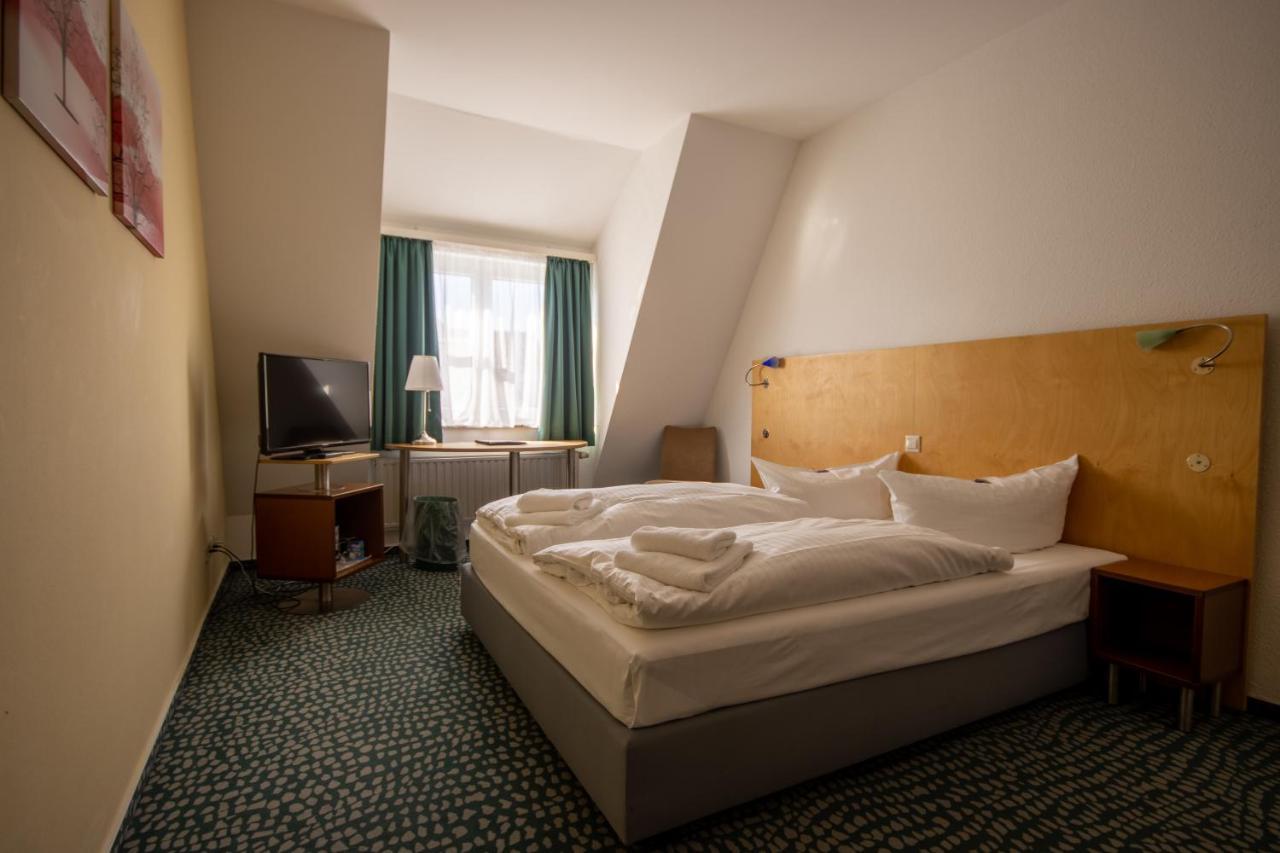 Check Inn Hotel Merseburg Zewnętrze zdjęcie